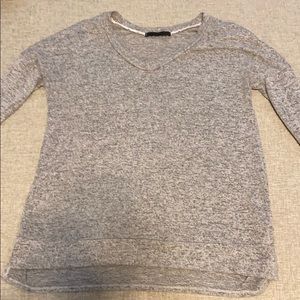 Perfect v neck sweater!